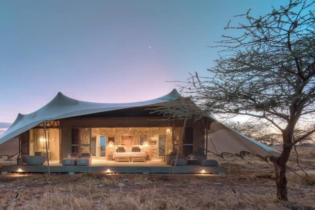 Namiri Plains Image