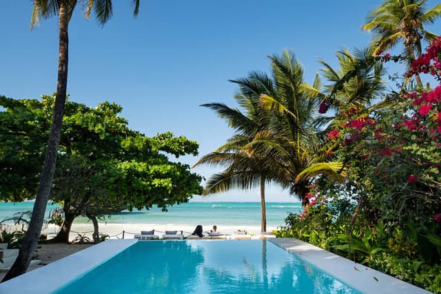 Tulia Beach Resort https://res.cloudinary.com/drhl0yu7y/image/upload/v1720099589/lodges/upendo-beach-zanzibar/7_pngrlc.jpg
